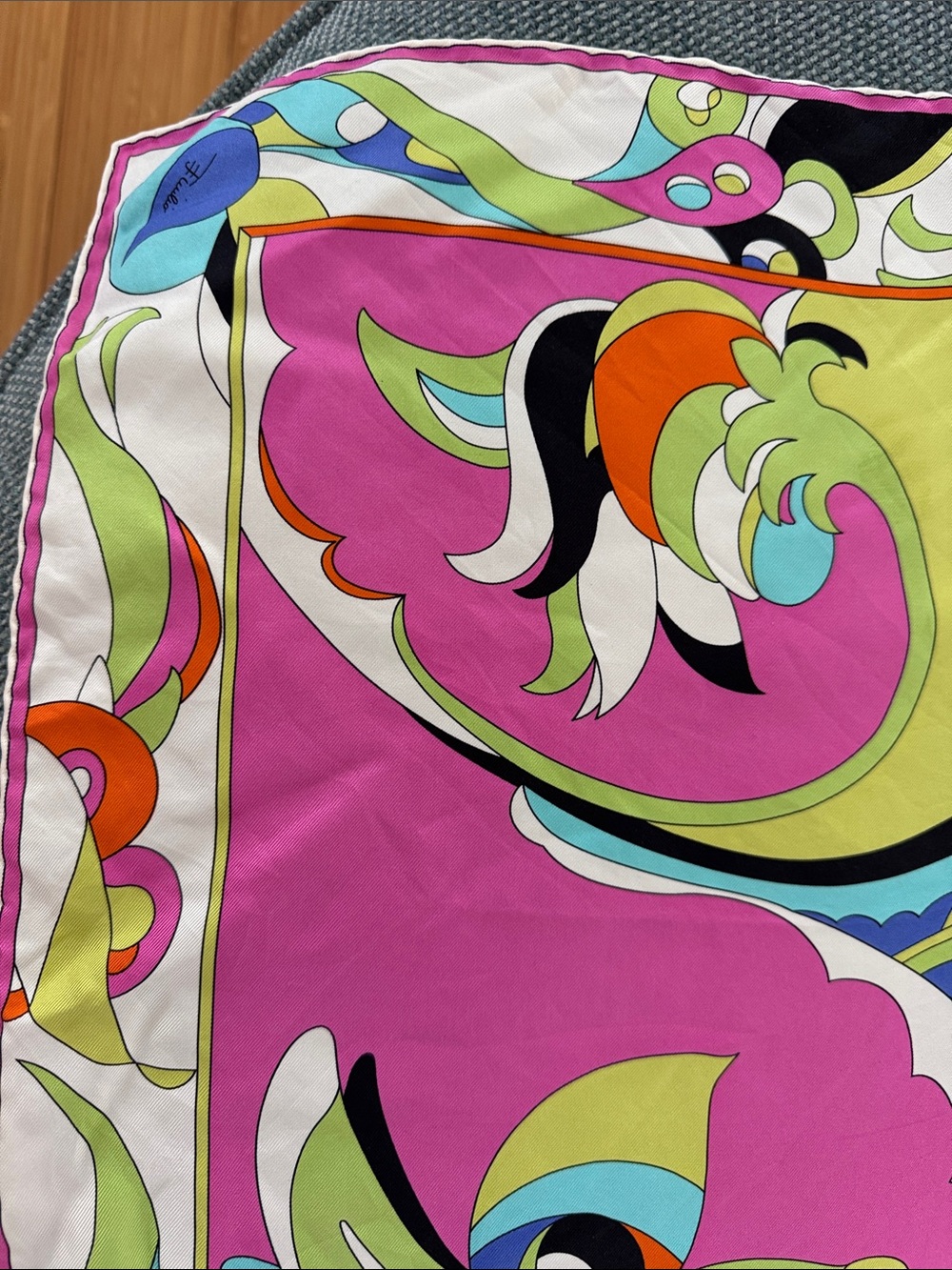 Pucci Scarf - Picture 5 of 6